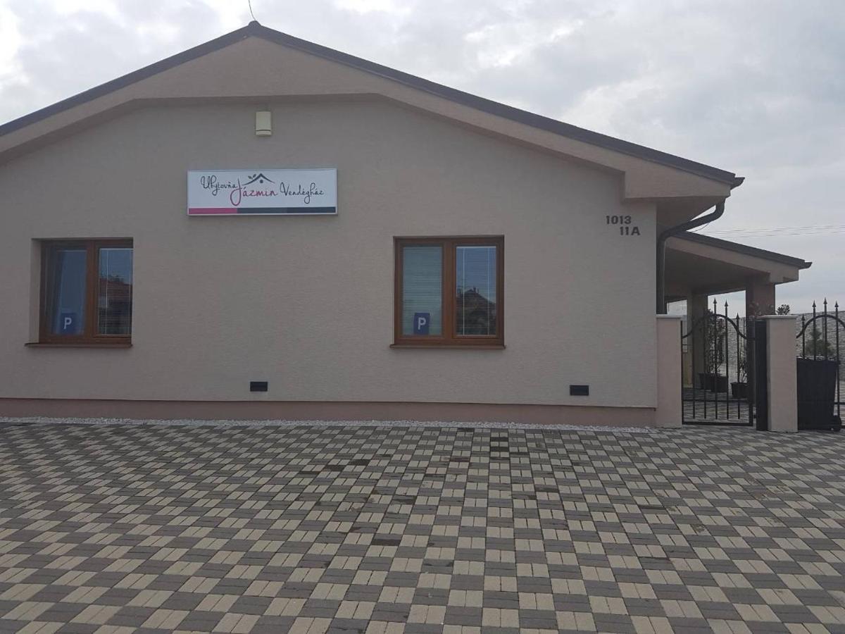 Ubytovna Jazmin Vendeghaz Hroboňovo Exterior photo